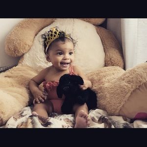 Meet your Posher, Yvette